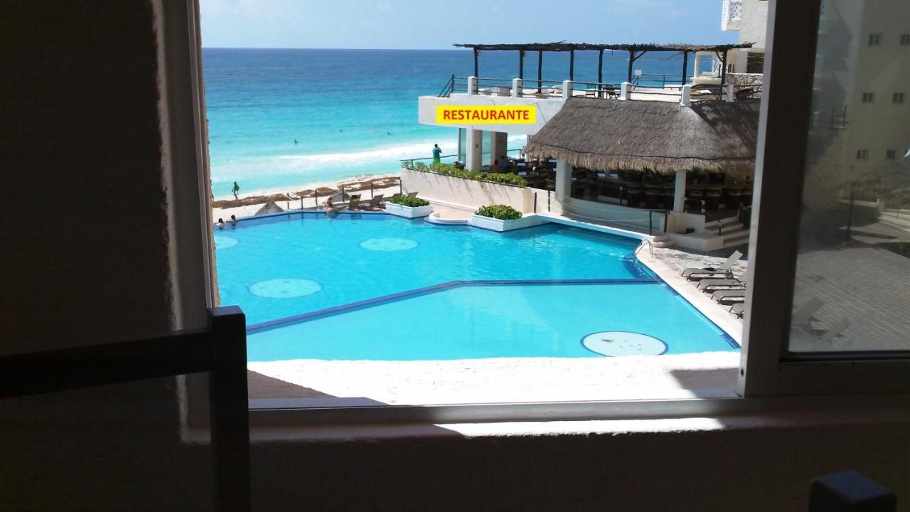 Ocean Front Suite, Balcony, Kitchen. 坎昆 外观 照片